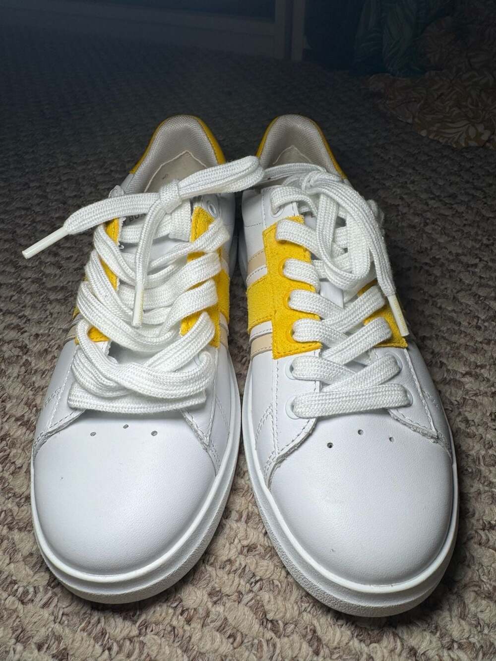 Tory Burch Howell T-Saddle Leather and Suede Court Sneakers in White/Yellow